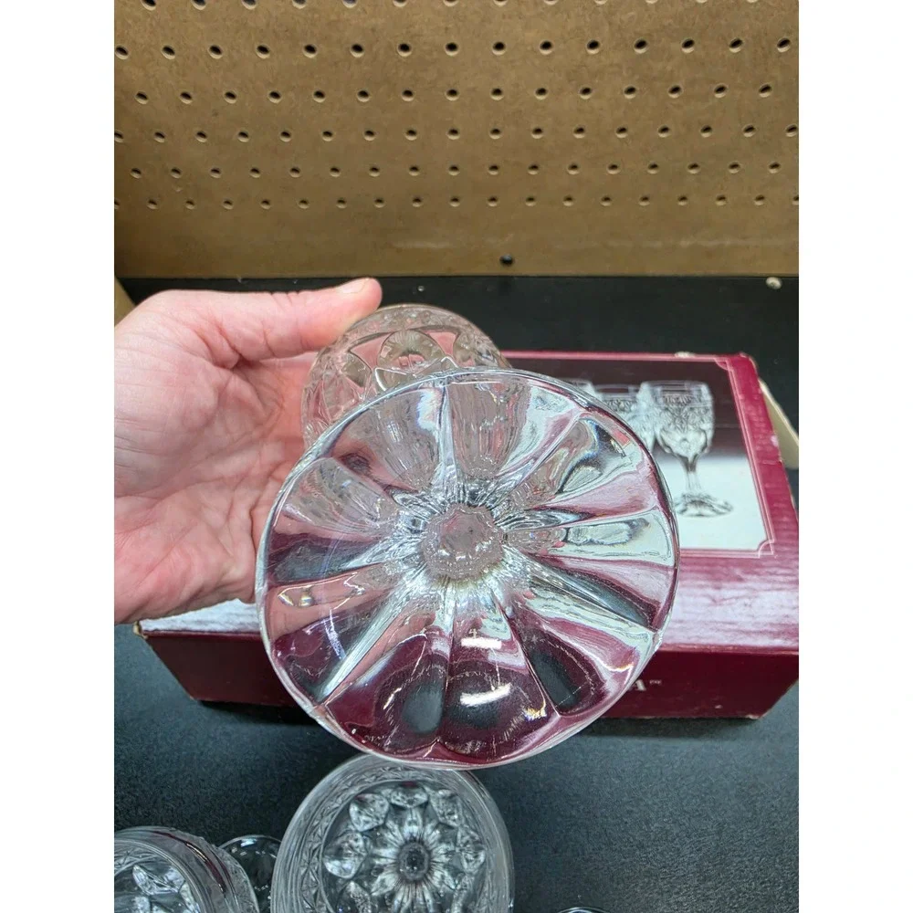 Crystal d'Adriana Luna 6oz Wine Glasses Set of 4 Lead Crystal Cut Glass Vintage